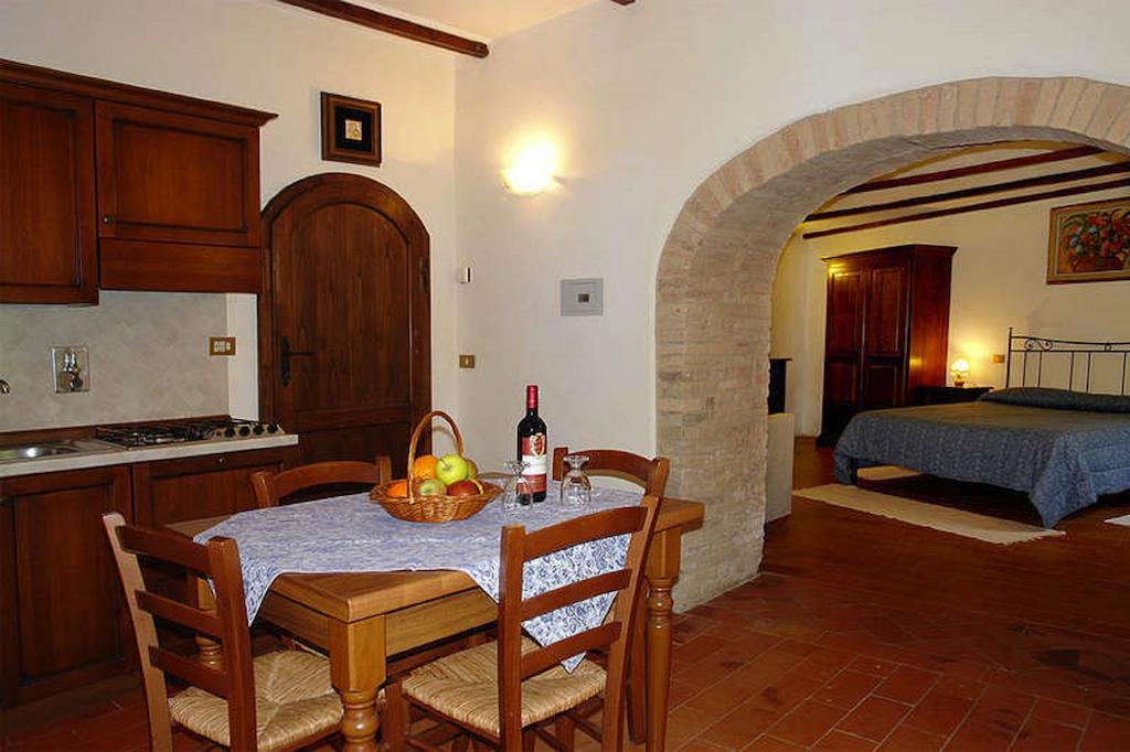 Podere Il Vecchio Mulino San Gimignano Room photo